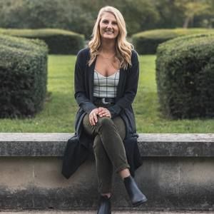 Meet your Posher, Chloe